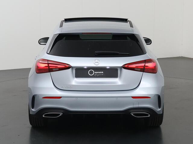 Mercedes-Benz A-KLASSE 180 Business Solution AMG | Panoramaschuifdak | Premium plus | Head-Up | Stoelverwarming | Achteruitrijcamera | MULTIBEAM LED |