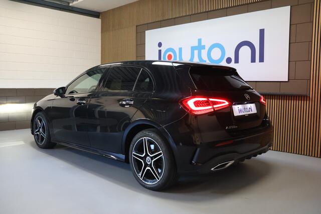 Mercedes-Benz A-KLASSE 250 e Business Solution AMG Limited Pano/LED/Keyless/Camera/Elek. stoelen/Dodehoek/18"/