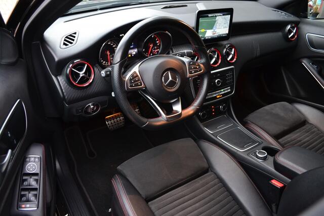 Mercedes-Benz A-KLASSE A250 4Matic Sport AMG 218PK Navi/LED/18'' inch