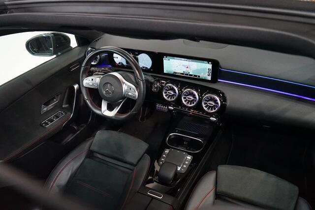 Mercedes-Benz A-KLASSE 200 AMG ? PANO ? 360 CAMERA ? KEYLESS ? DISTRONIC ? 19 " ? NIGHT