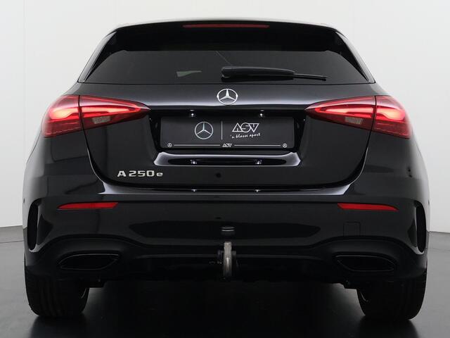Mercedes-Benz A-KLASSE 250 e Business Solution AMG