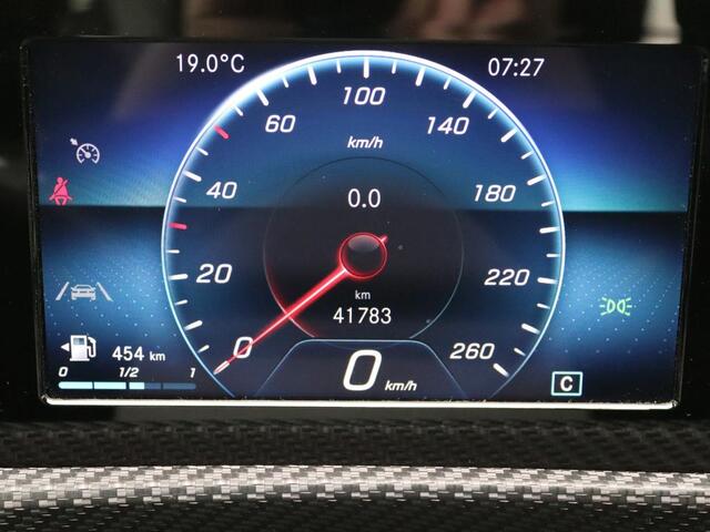 Mercedes-Benz A-KLASSE 160 Handgeschakeld Ledkoplampen | Achteruitrijcamera | Inclusief 24 maanden MB Certified garantie voor Europa.