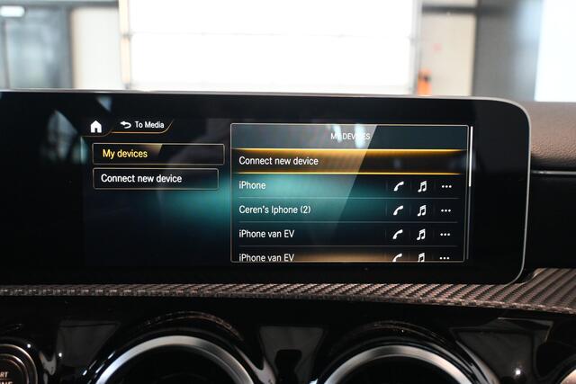 Mercedes-Benz A-KLASSE 200 Advantage Automaat Widescreen Navigatie Cruise LED Stoelverwarming Inruil Mogelijk!