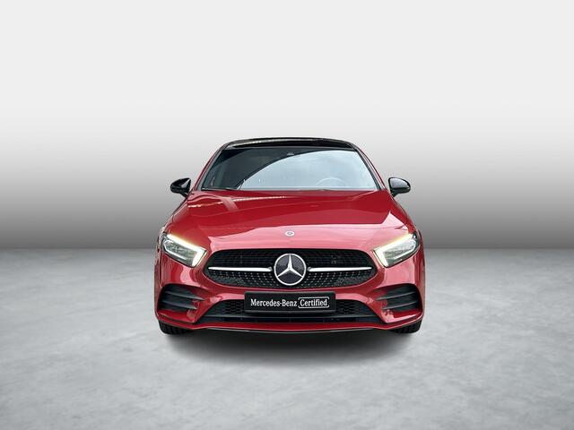 Mercedes-Benz A-KLASSE 250 e Business Solution AMG Limited | Panoramadak | Memory | Carplay | Stoelverwarming | Sfeerverlichting