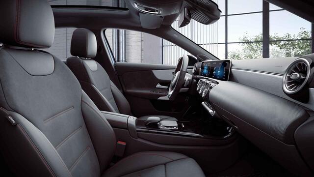 Mercedes-Benz A-KLASSE 250 e Premium Plus | AMG | Memory | Panoramadak | Night | Stoelverwarming | Widescreen |