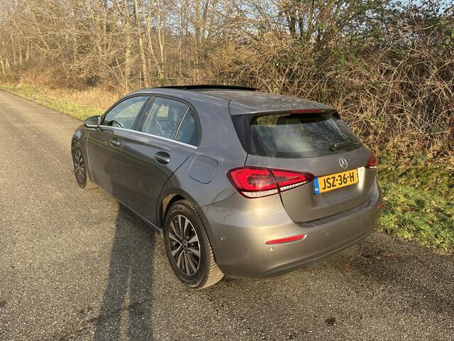 Mercedes-Benz A-KLASSE 200 4Matic Premium .