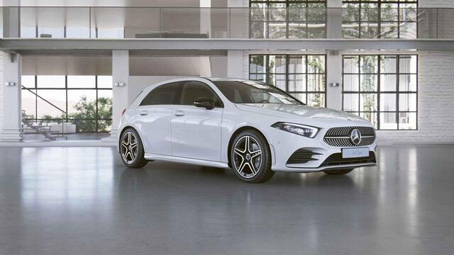 Mercedes-Benz A-KLASSE 180 Business Solution AMG Night Upgrade | Widescreen | Night | Sfeerverlichting | Stoelverwarming |