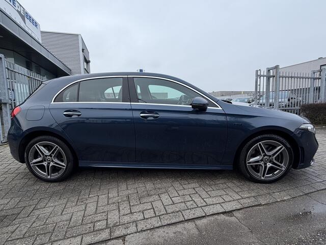 Mercedes-Benz A-KLASSE 250 e AMG Aut Keyless | Camera | Stoelverw. | Sfeerverlichting