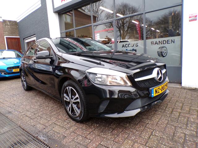 Mercedes-Benz A-KLASSE 160 Black Star TOP STAAT,GOED ONDERHOUDEN!