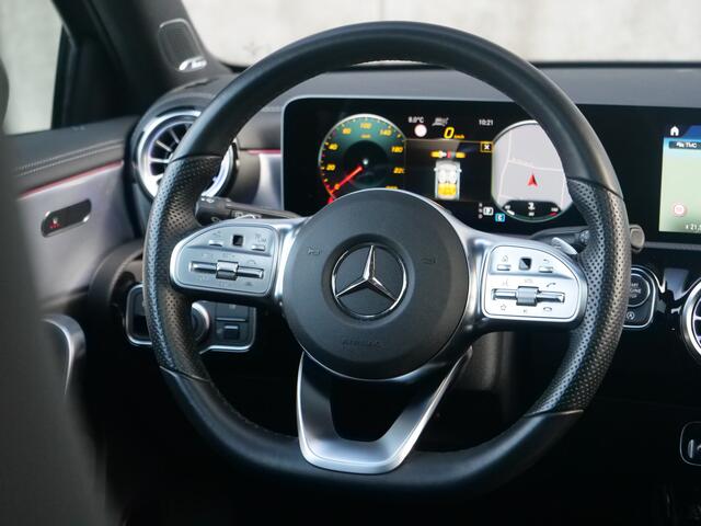 Mercedes-Benz A-KLASSE A250 4matic | burmester | panorama | sfeerverlichting..