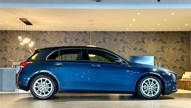 Mercedes-Benz A-KLASSE 180 Automaat I WideScreen I NL Auto I NIEUW!