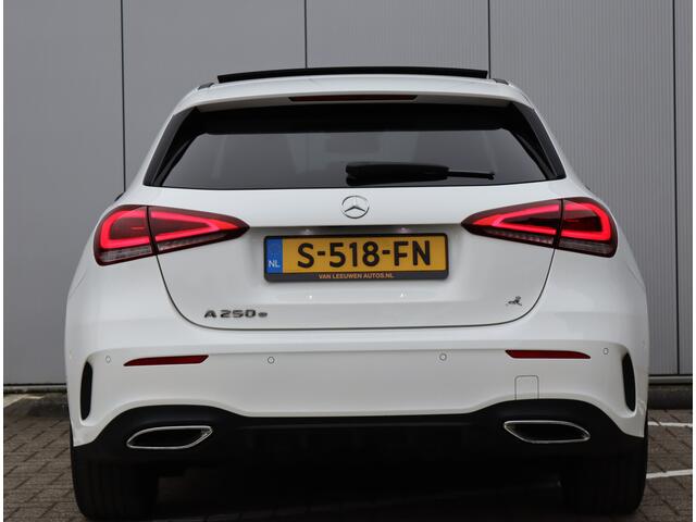 Mercedes-Benz A-KLASSE 250 e AMG Line | Panoramadak | Sfeerverlichting |