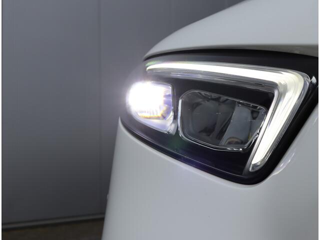 Mercedes-Benz A-KLASSE 250 e AMG Line | Panoramadak | Sfeerverlichting |