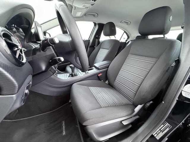 Mercedes-Benz A-KLASSE 160 My First Star NL Auto 2e Eigenaar NAP Navigatie