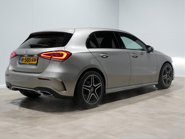 Mercedes-Benz A-KLASSE 180 Business Solution AMG Navigatie Camera Stoelverwarming Pdc Acc Carplay 238