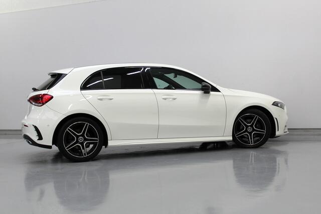 Mercedes-Benz A-KLASSE 200 Business Solution AMG 164PK, PANORAMADAK | CARPLAY | CAMERA | LEER/ALCANTARA