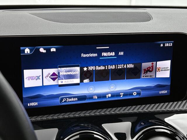 Mercedes-Benz A-KLASSE 250 e Star Edition | Dodehoekassistent | Distronic | Antidiefstalpakket GUARD 360° | Spiegelpakket | High-performance led-koplampen | Inclusief 24 maanden MB Certified garantie voor Europa.