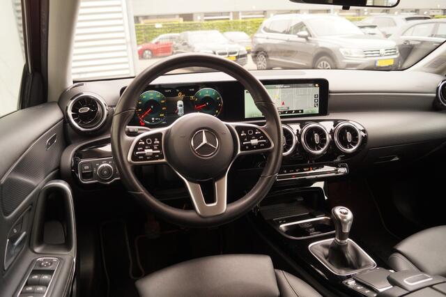 Mercedes-Benz A-KLASSE 180 136pk Edition -NAVI-ECC-CAM-PDC-