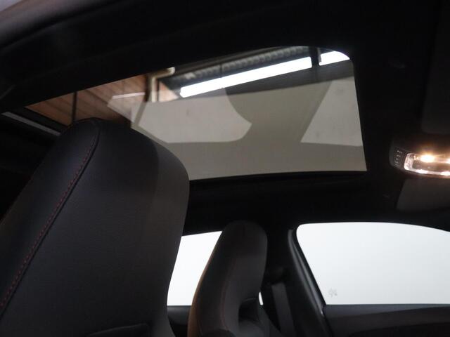 Mercedes-Benz A-KLASSE 180 Business Solution AMG | Panoramaschuifdak | Stoelverwarming | Achteruitrijcamera | MULTIBEAM LED |