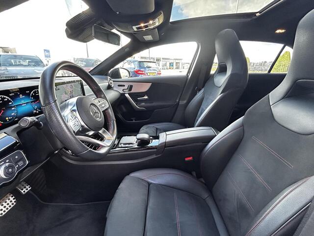 Mercedes-Benz A-KLASSE 180 Business Solution AMG | Panoramadak | Memory | Stoelverwarming
