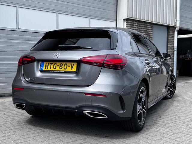 Mercedes-Benz A-KLASSE 180 Star Edition AMG | Night Pakket | Dodehoekassistent | Sierdelen Aluminium | Sfeerverlichting | Stoelverwarming | Parkeersensoren | Achteruitrijcamera | Elektrisch Inklapbare Buitenspiegels