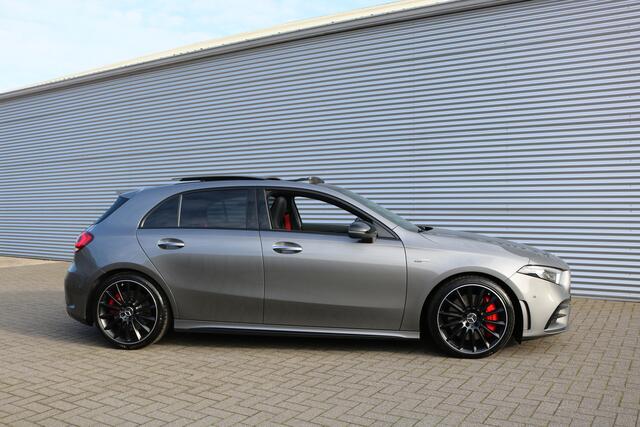 Mercedes-Benz A-KLASSE AMG 35 4MATIC AMG NightPakket (Pano Sportleder/Memory Carplay HeadUp Burmester 360Camera Distronic Keyless Multibeam 19InchAMG