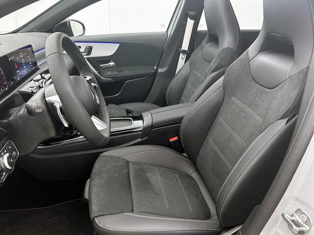 Mercedes-Benz A-KLASSE 180 Business Solution AMG | AMG Line Plus pakket | Smartphone-integratie | Head-up Display | Panoramaschuifdak | Augmented Reality navigatie | 360°-camera | Memorypakket | 19 inch AMG velgen |