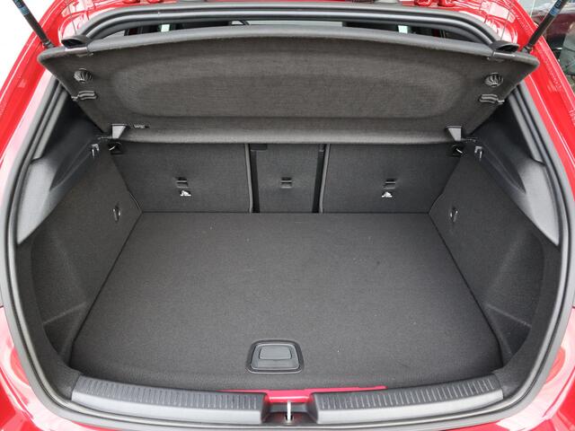 Mercedes-Benz A-KLASSE 250 e Star Edition Luxury Line