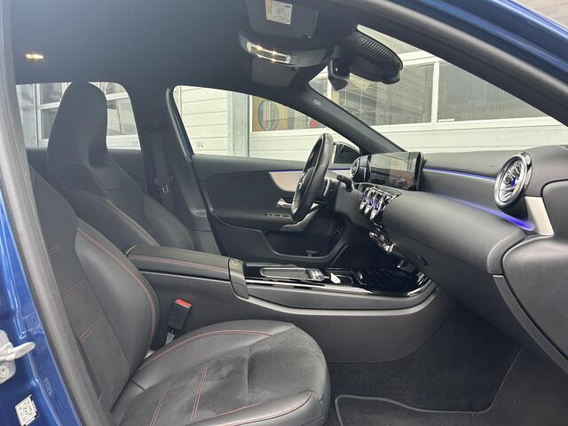 Mercedes-Benz A-KLASSE 250 e AMG Line | Night Pakket | Apple CarPlay | Android Auto | Sfeerverlichting | Stoelverwarming | Achteruitrijcamera | Parkeersensoren | Elektrisch Inklapbare Buitenspiegels