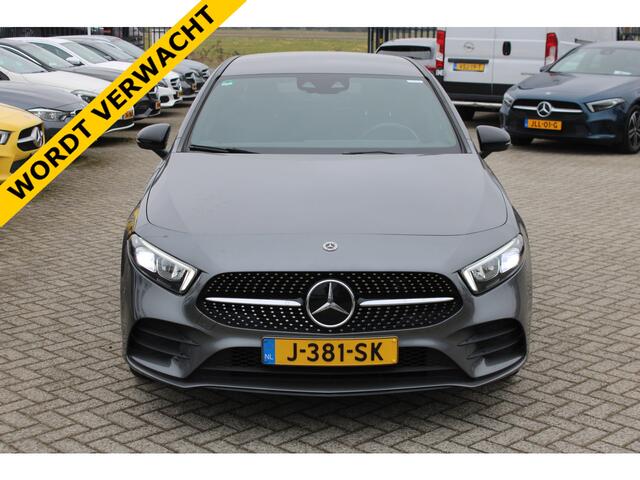 Mercedes-Benz A-KLASSE 250e AUT8 AMG Limited NIGHT PAKKET PANORAMADAK SFEER DISTRONIC CARPLAY