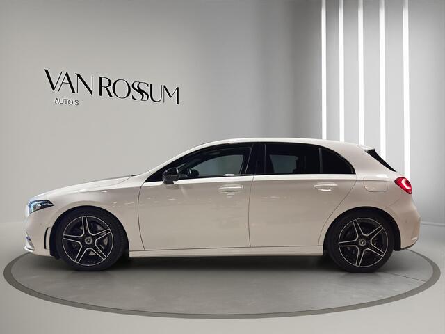 Mercedes-Benz A-KLASSE 220 Premium Plus AMG | Sfeer | 18"| Camera | Stoelverw | Parkeersensors | Burmester | Matrix |