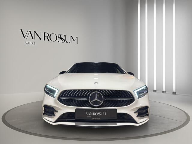 Mercedes-Benz A-KLASSE 220 Premium Plus AMG | Sfeer | 18"| Camera | Stoelverw | Parkeersensors | Burmester | Matrix |