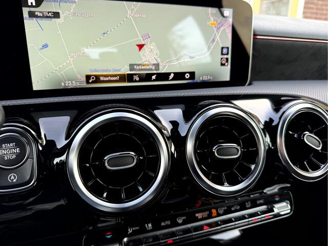 Mercedes-Benz A-KLASSE 180 Business Solution AMG App Connect, Camera, Led