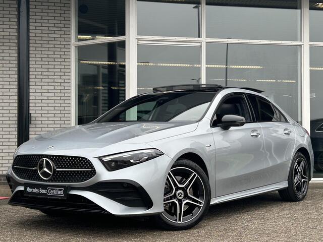 Mercedes-Benz A-KLASSE 250 e AMG | Panoramadak | Night Pakket