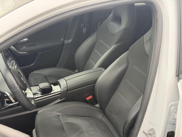 Mercedes-Benz A-KLASSE 250 e Premium PANO | CAMERA | Ambient