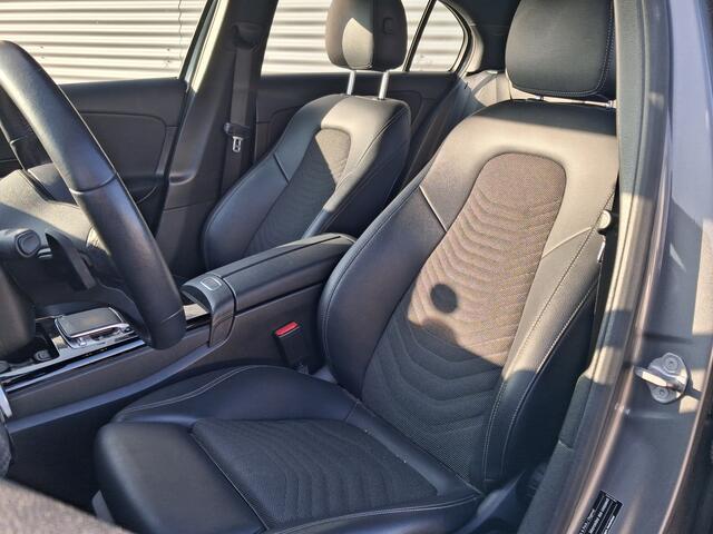 Mercedes-Benz A-KLASSE 180 Business Solution | Nieuw Binnen | Navigatie | Camera | APK 16-01-2028 |