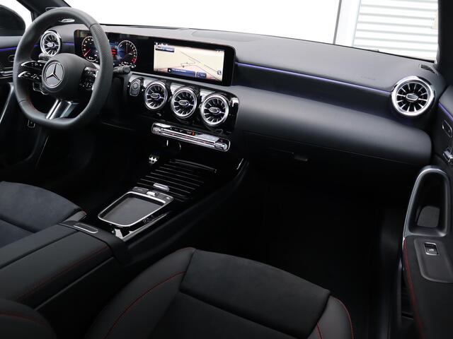 Mercedes-Benz A-KLASSE 250 e Star Edition AMG Line Plus