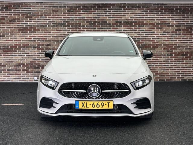 Mercedes-Benz A-KLASSE 180 Business Solution AMG Night Upgrade | Camera | Sfeer | Stoelverw.