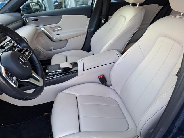 Mercedes-Benz A-KLASSE 250e PREMIUM AUTOMAAT PHEV LEDER NAVI LMV PDC-CAMERA