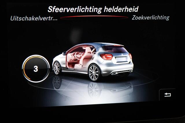 Mercedes-Benz A-KLASSE 160 Ambition STYLE / LICHT & ZICHT / SPIEGEL- PACK | SPORTSTOELEN | SFEERVERLICHTING | NAVIGATIE