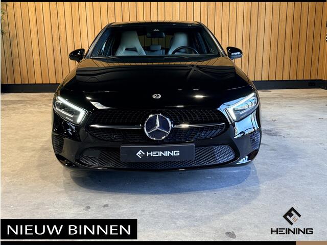 Mercedes-Benz A-KLASSE 200 d Business Line Handgeschakeld. Les auto!!! BTW. 60000 km. Camera. Apple-carplay. Navi.