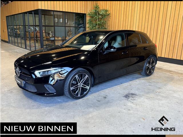 Mercedes-Benz A-KLASSE 200 d Business Line Handgeschakeld. Les auto!!! BTW. 60000 km. Camera. Apple-carplay. Navi.