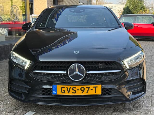 Mercedes-Benz A-KLASSE 250 E Business Solution AMG Panoramadak Sfeer