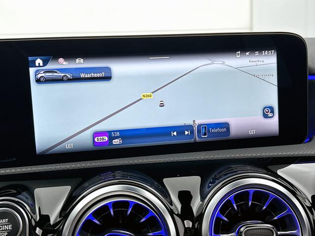 Mercedes-Benz A-KLASSE 180 AMG Line Plus | Panoramadak | 360° camera | Elektrische Stoelen | Sfeerverlichting | Apple Carplay | Inclusief 24 maanden MB Certified garantie voor Europa.