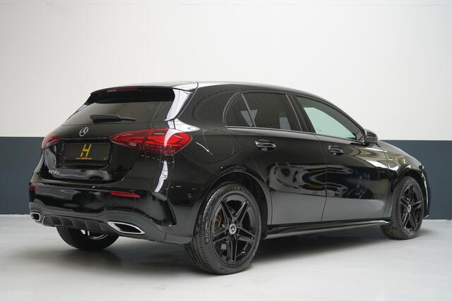 Mercedes-Benz A-KLASSE 250 e AMG Line | SoH 96% | Sfeerverlichting | Navigatie | Black pakket | Sportstoelen