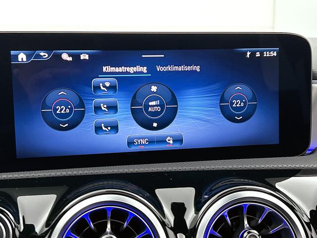 Mercedes-Benz A-KLASSE 250 e Business Solution AMG | AMG Line Plus pakket | Nightpakket | Smartphone-integratie | Panoramaschuifdak | MULTIBEAM LED | 360° camera | Head-up display | 19 inch AMG velgen | Augmented Reality navigatie |