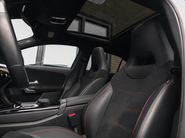 Mercedes-Benz A-KLASSE 250 e AMG | Pano | HUD | Trekhaak | Sfeerv. | Widescreen |