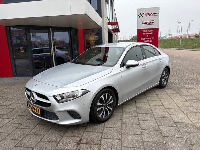 Mercedes-Benz A-KLASSE 200 Business Solution | Navi | Camera | Cruise | 61.384 km Dealeronderhouden