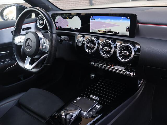 Mercedes-Benz A-KLASSE 180 AUT. AMG SPORT + PANORAMA | MBUX | SFEERVERL. | CAMERA | MEMORY | STOELVERW.