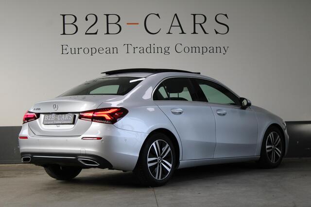 Mercedes-Benz A-KLASSE 200 Premium Panorama - Leder - LED